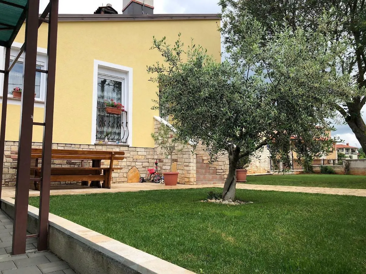 Apartments Flora Porec